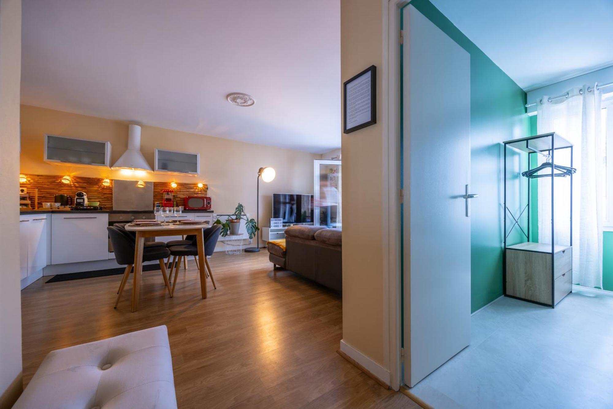 Le Coin Du Bonheur Apartment น็องต์ ภายนอก รูปภาพ
