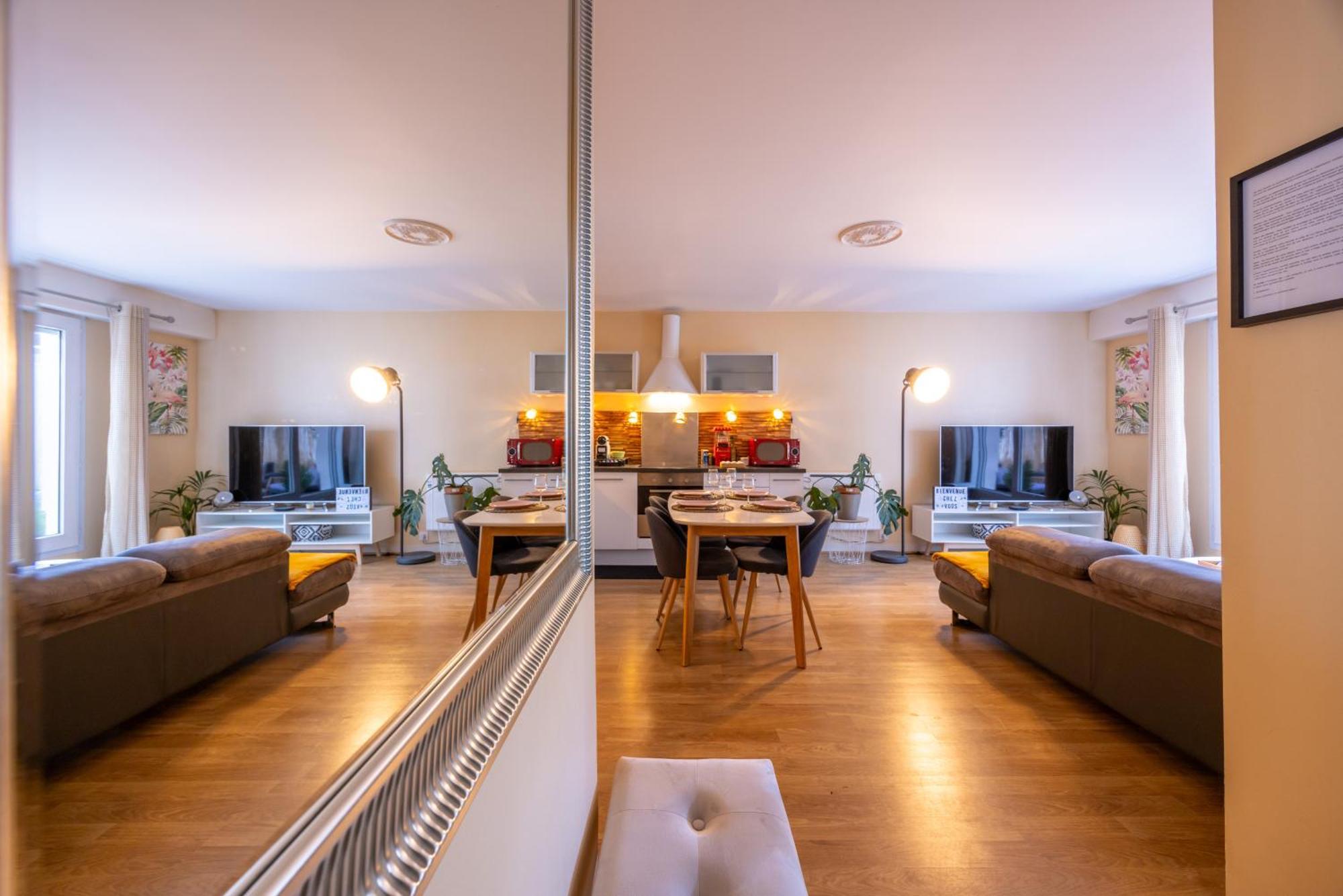 Le Coin Du Bonheur Apartment น็องต์ ภายนอก รูปภาพ