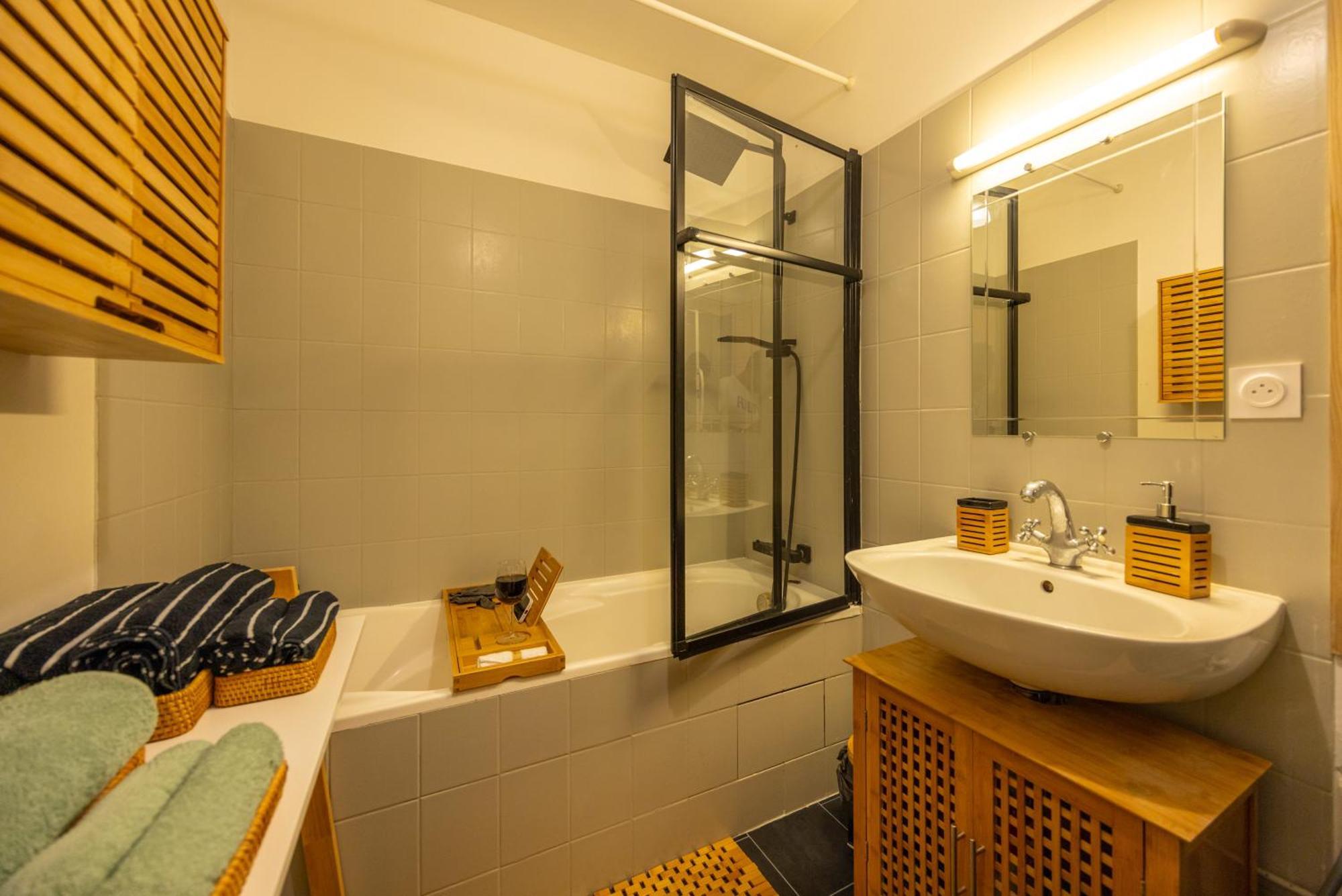 Le Coin Du Bonheur Apartment น็องต์ ภายนอก รูปภาพ