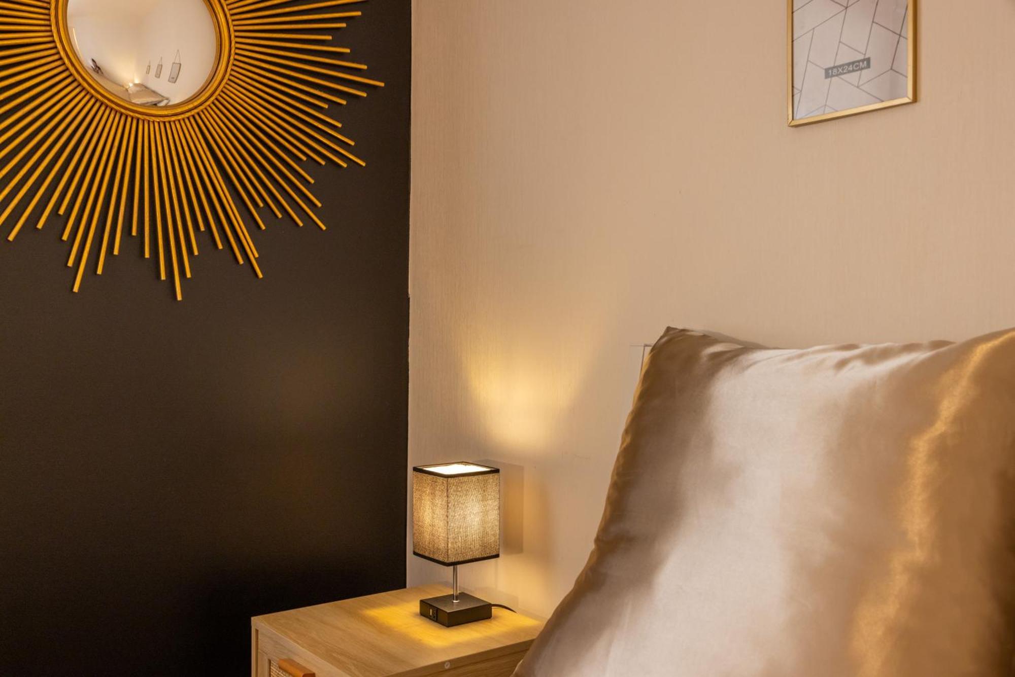 Le Coin Du Bonheur Apartment น็องต์ ภายนอก รูปภาพ