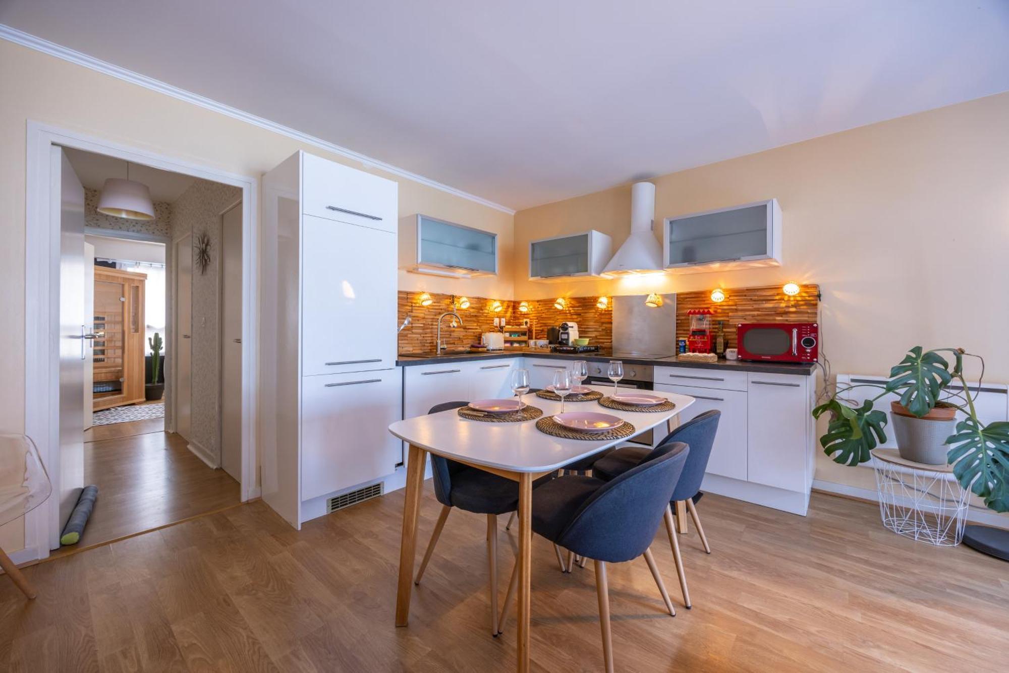 Le Coin Du Bonheur Apartment น็องต์ ภายนอก รูปภาพ