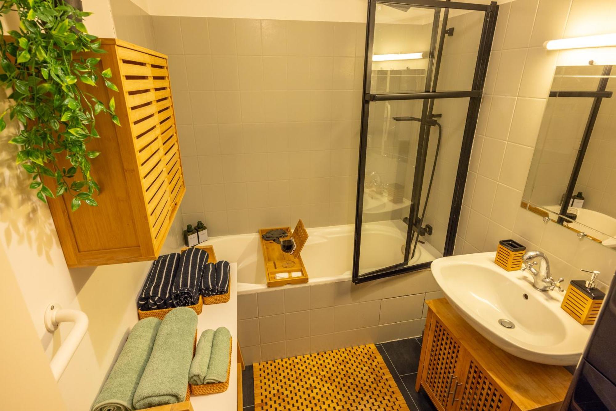 Le Coin Du Bonheur Apartment น็องต์ ภายนอก รูปภาพ